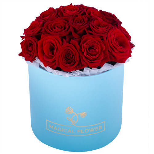 Букет из 19 красных роз premium в голубой шляпной коробке