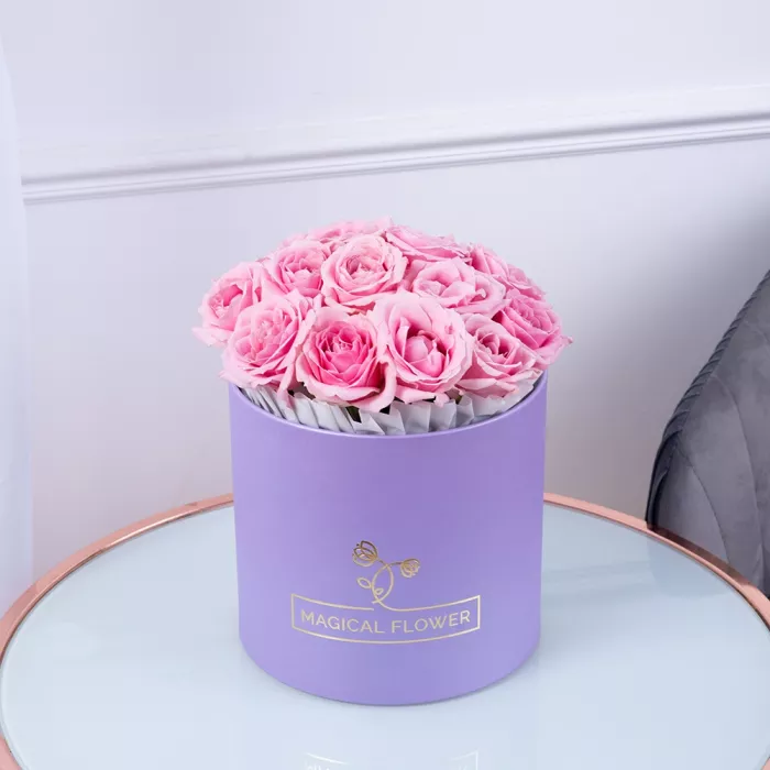 Букет из 15 розовых роз premium в фиолетовой шляпной коробке