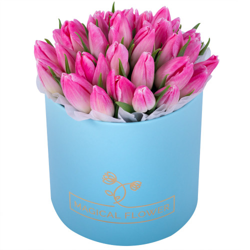 35 розовых тюльпан в голубой шляпной коробке