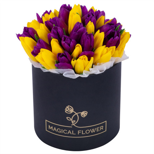 35 разноцветных тюльпан в черной шляпной коробке
