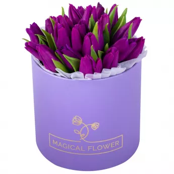 25 фиолетовых тюльпан в фиолетовой шляпной коробке