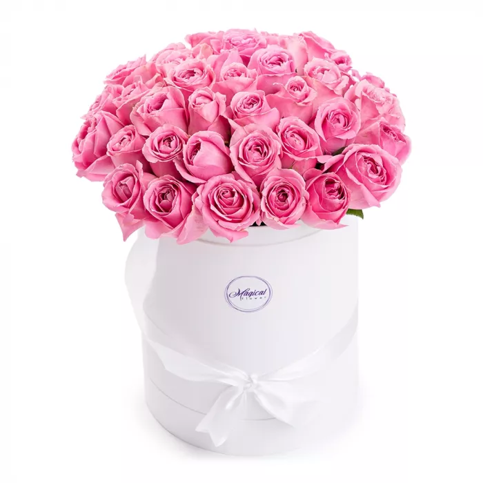35 розовых роз 40 см в шляпной коробке