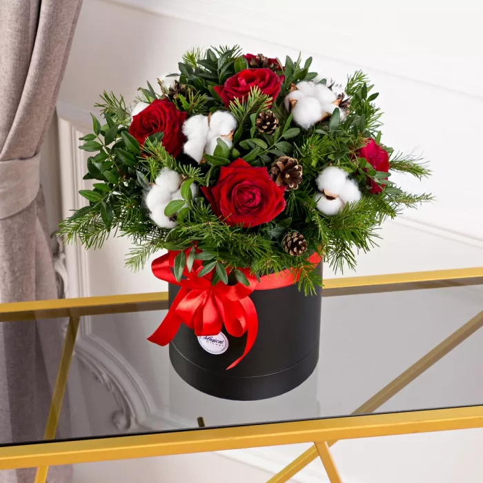 Новогодний букет Сочельник размер М