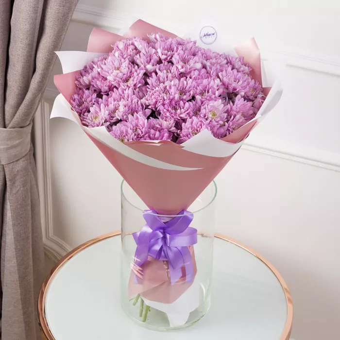 Букет из 15 сиреневых хризантем