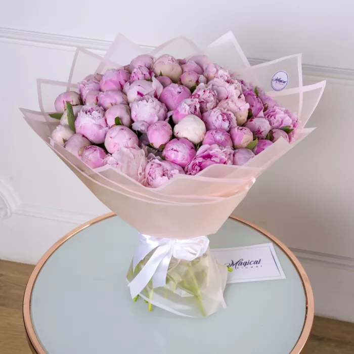 Букет из 51 пиона