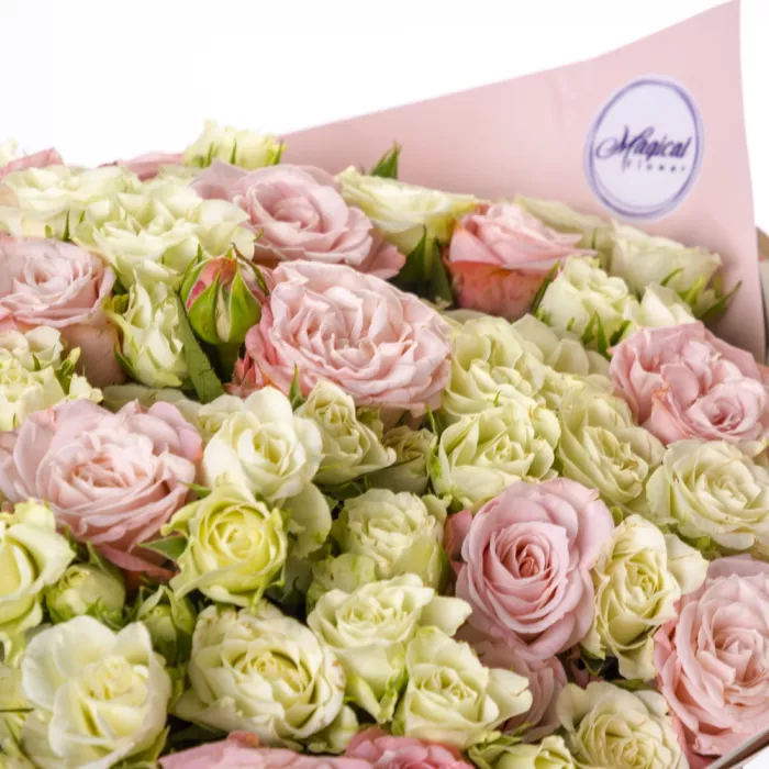 35 кустовых роз микс