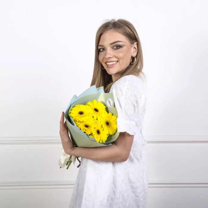 Букет из 5 желтых гербер