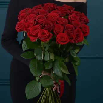 Букет из 35 красных роз Premium 60 см