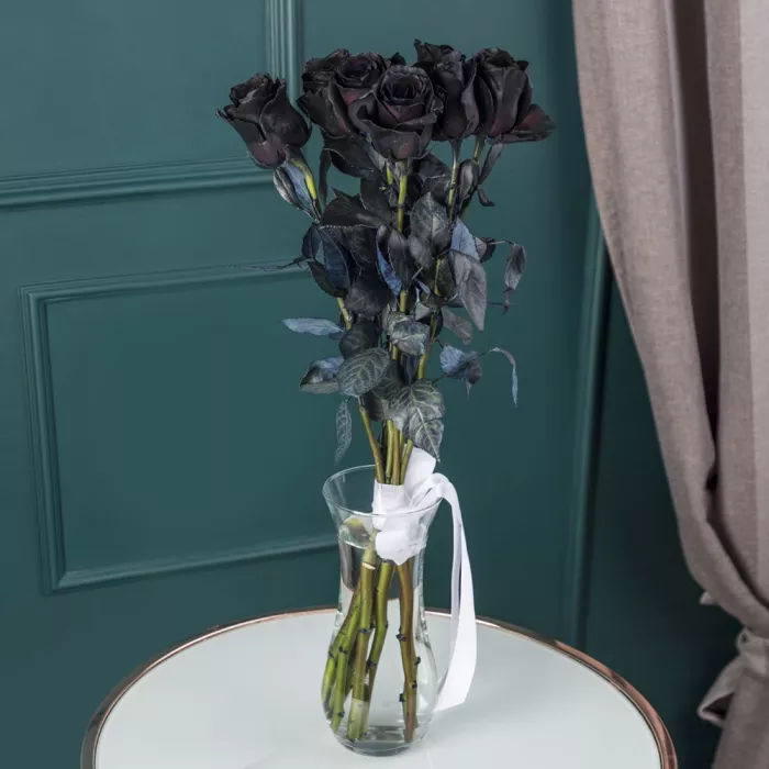 Букет из 7 черных роз 70 см