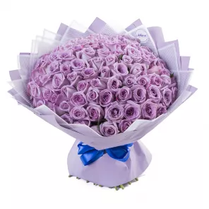 Букет из 101 сиреневой розы