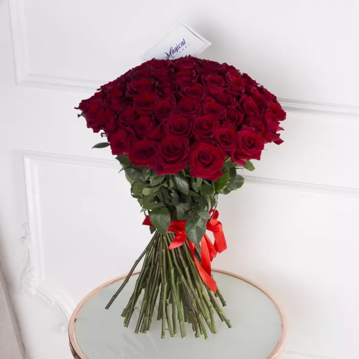 75 красных роз Эквадор 70 см