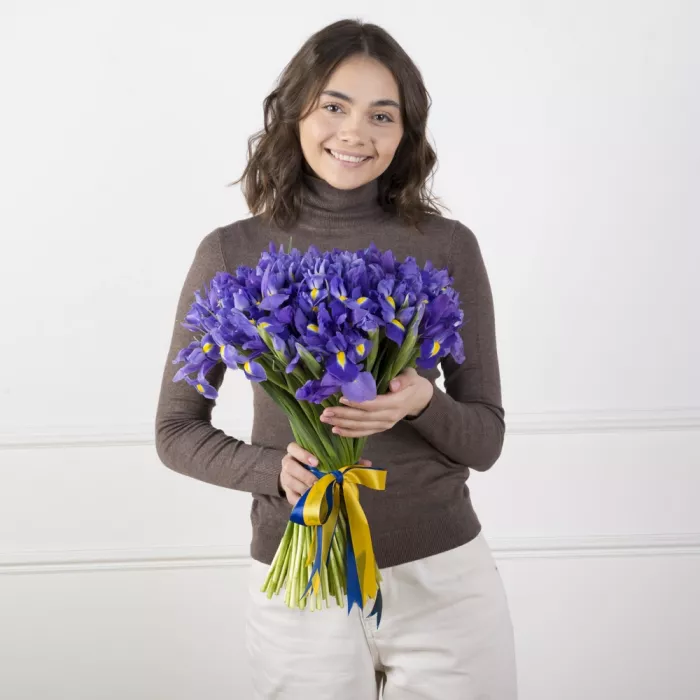 Букет из 101 синего ириса