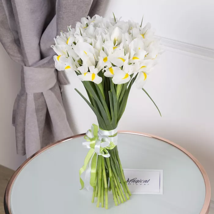Букет из белого ириса 25 шт
