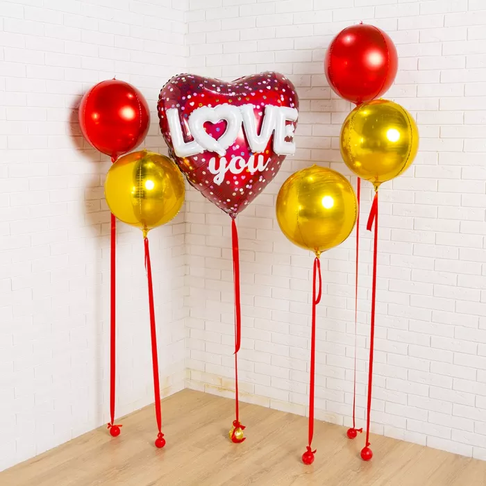 Композиция шаров Люблю тебя