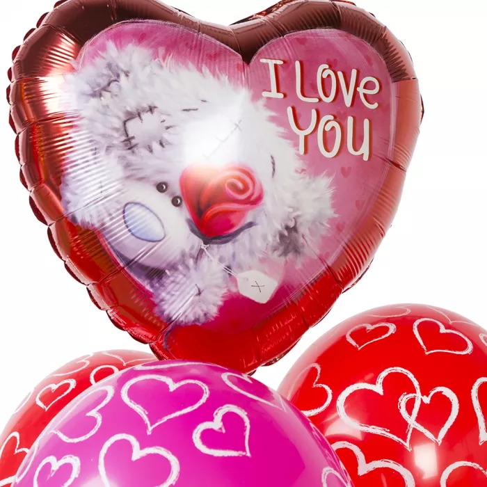 Композиция шаров Love