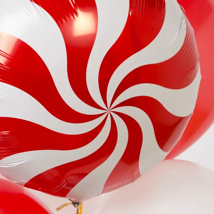 Облако с шарами-леденцами