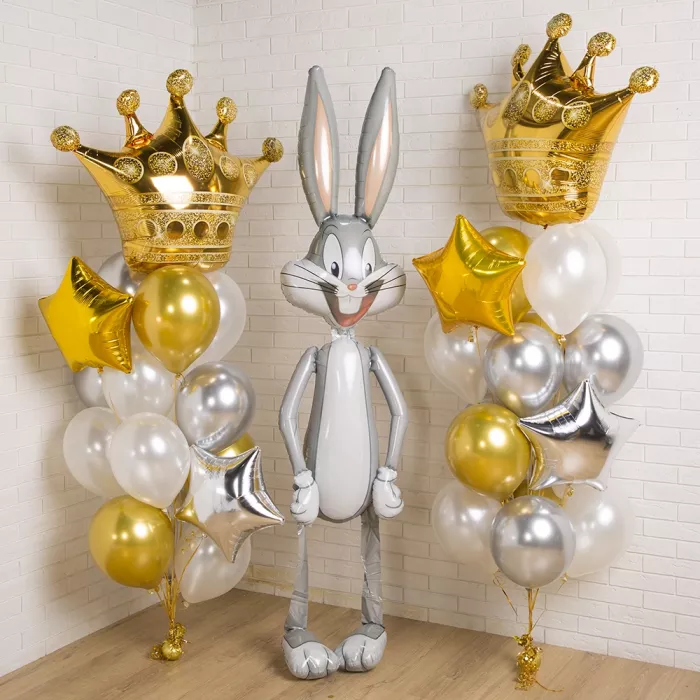 Композиция шаров с зайцем Банни