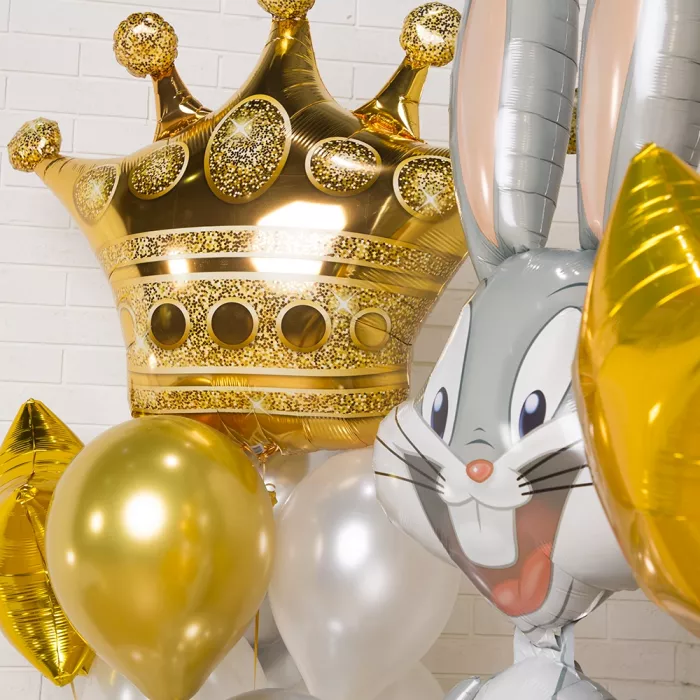 Композиция шаров с зайцем Банни