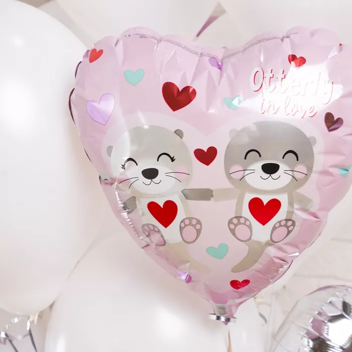 Фонтан шаров влюбленные мишки