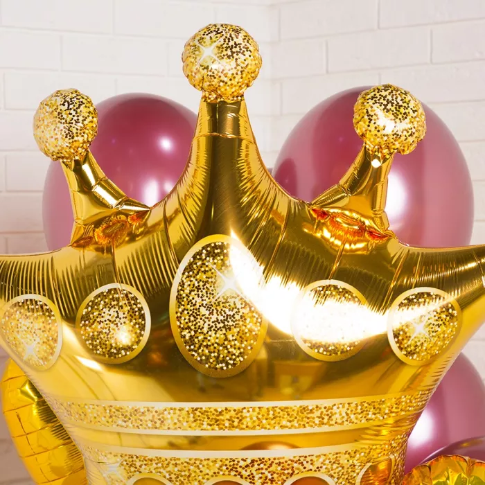 Букет шаров с короной