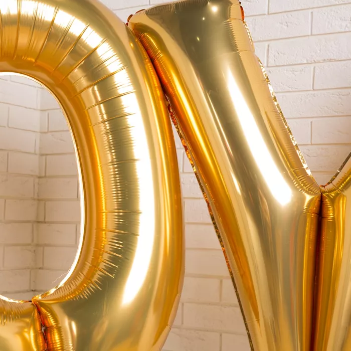 Фольгированный шар LOVE золото