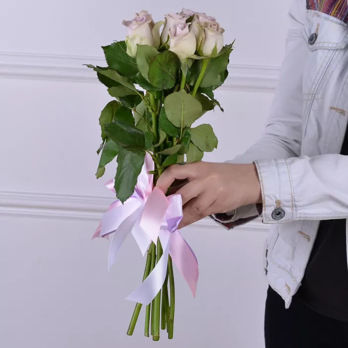 Букет из 7 сиреневых роз 40 см