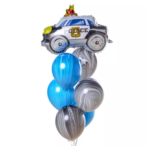 Фонтан шаров с полицейской машиной