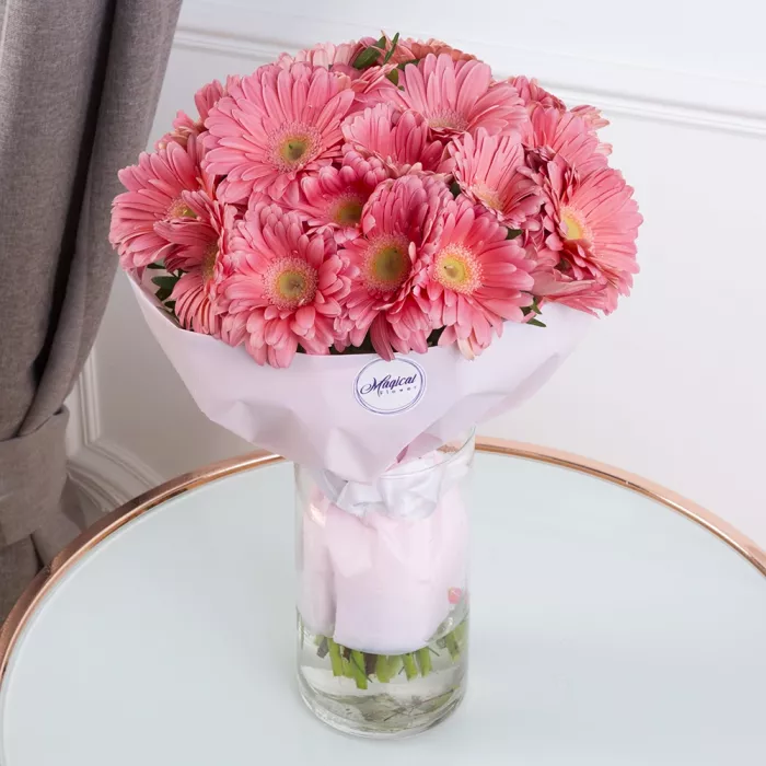 21 розовая гербера