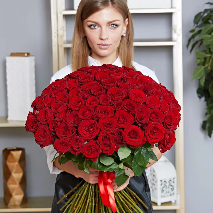 Букет из 101 красной розы Premium 60 см