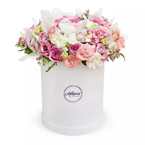 Фирменный букет в шляпной коробке "Magical Flower"