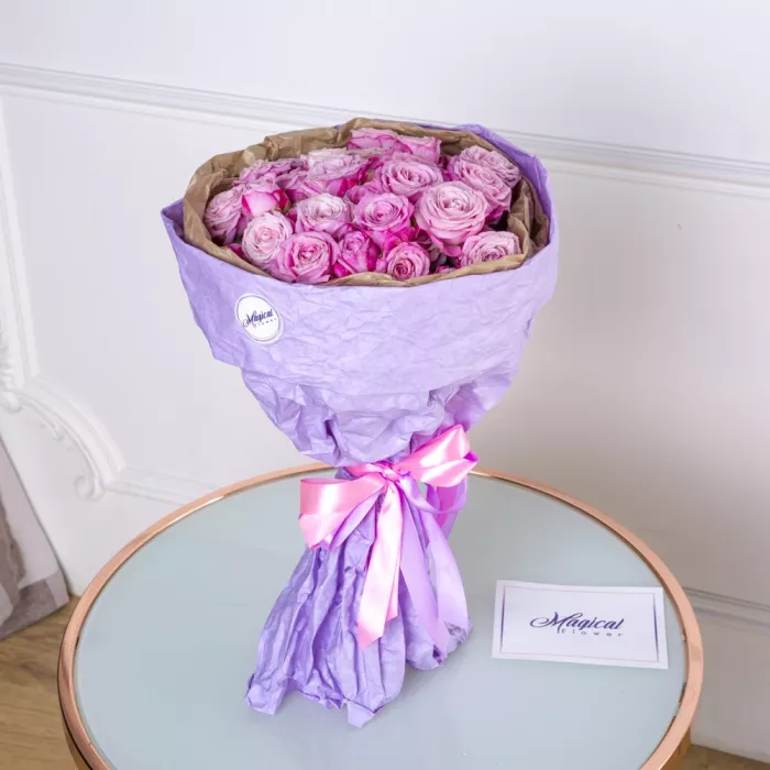 15 розовых кустовых роз