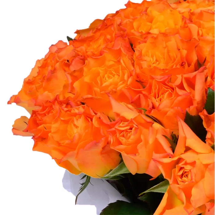 Букет из 35 огненных роз в коробке на День матери