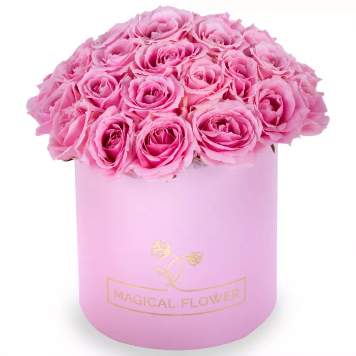 Букет из 35 розовых роз premium в розовой шляпной коробке