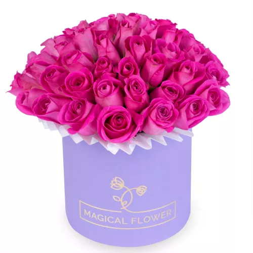 Букет из 35 розовых роз в фиолетовой шляпной коробке