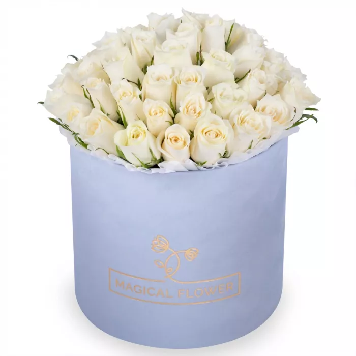51 белая роза в серой бархатной шляпной коробке