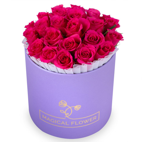 25 малиновых роз в фиолетовой шляпной коробке