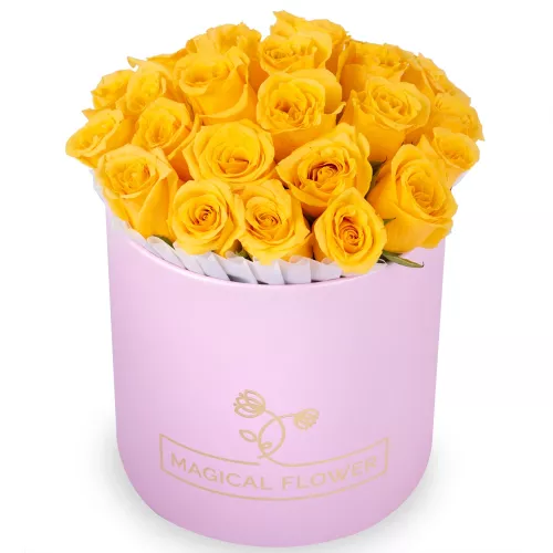 Букет цветов на выпускной 25 желтых роз в розовой шляпной коробке