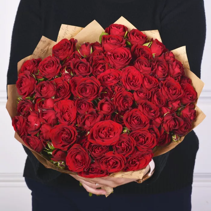 21 красная кустовая роза