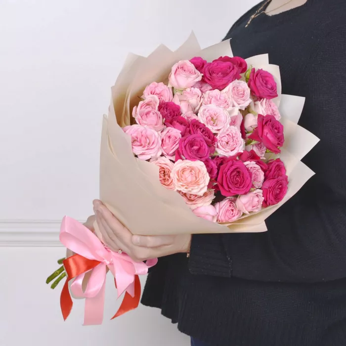 9 кустовых роз микс