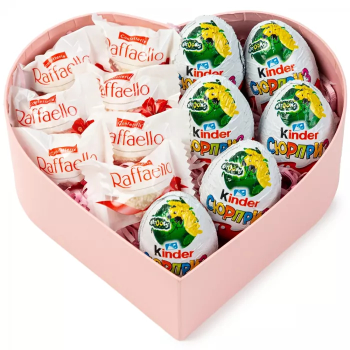 Сердце с киндерами и рафаэлло