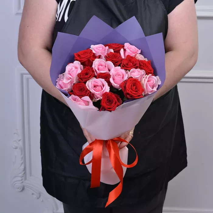 21 разноцветная роза Premium 40 см