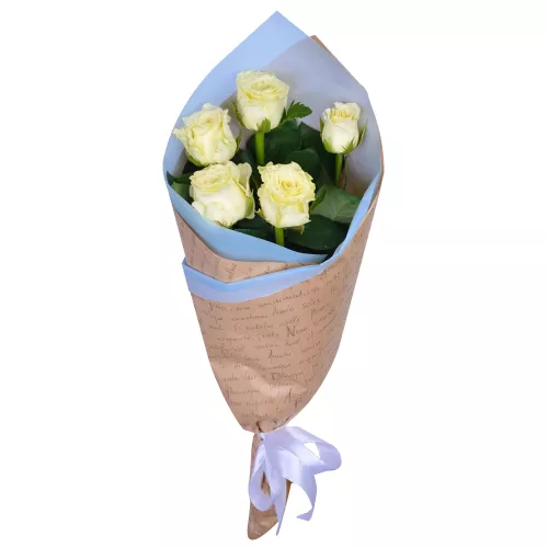 Букет из 5 белых роз 60 см
