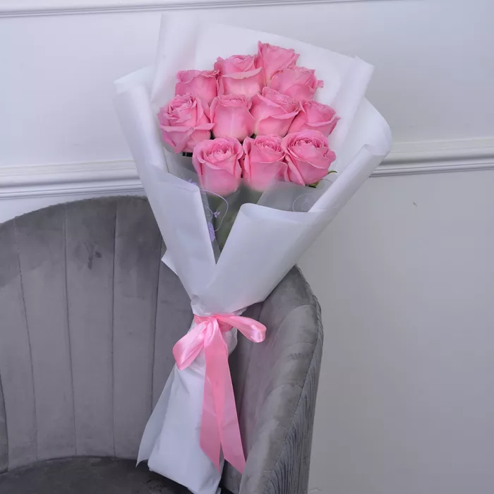 Букет из 11 розовых роз 40 см