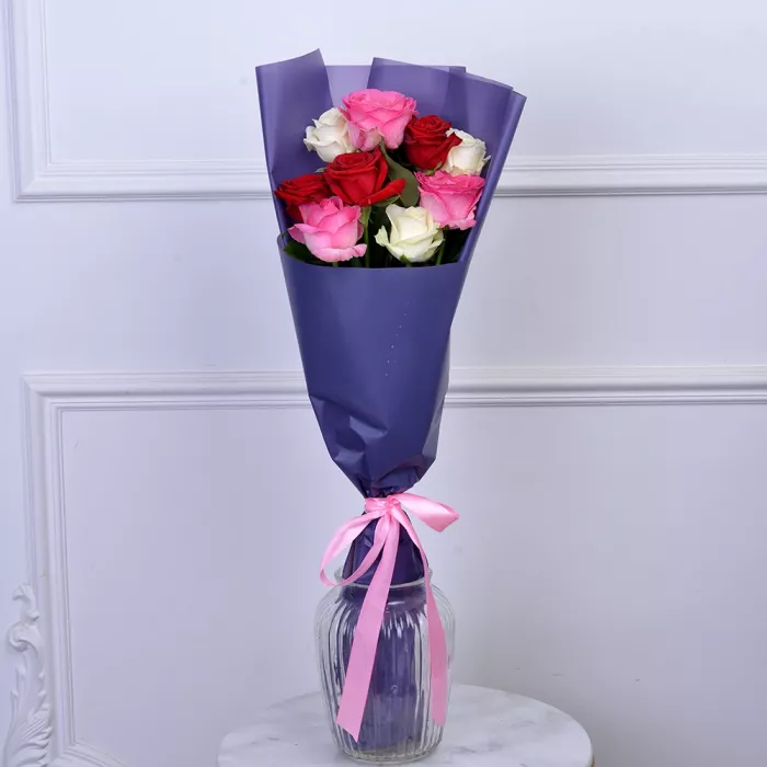 Букет 9 разноцветных роз 60 см