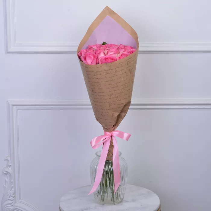 Букет из 15 розовых роз 60 см