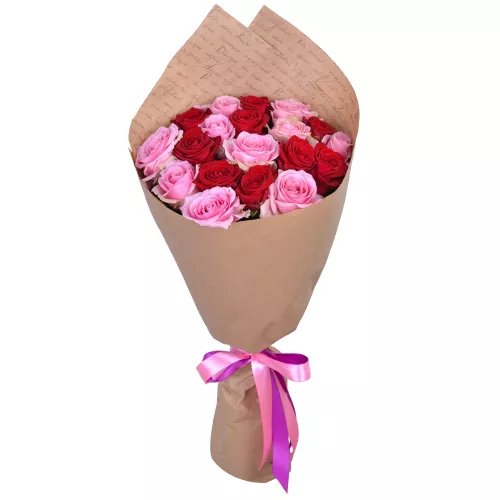 19 разноцветных роз 60 см в крафте
