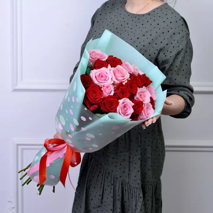 21 разноцветная роза 60 см