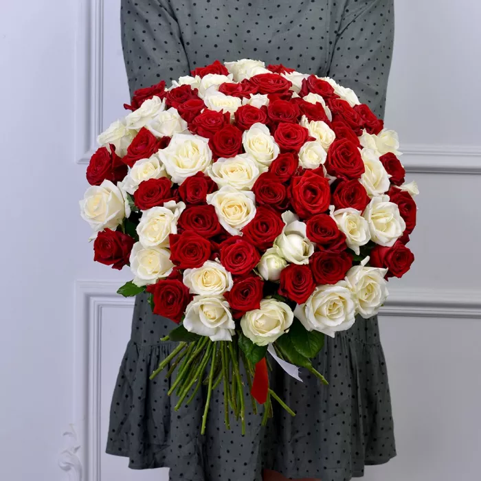 75 разноцветных роз Premium 60 см