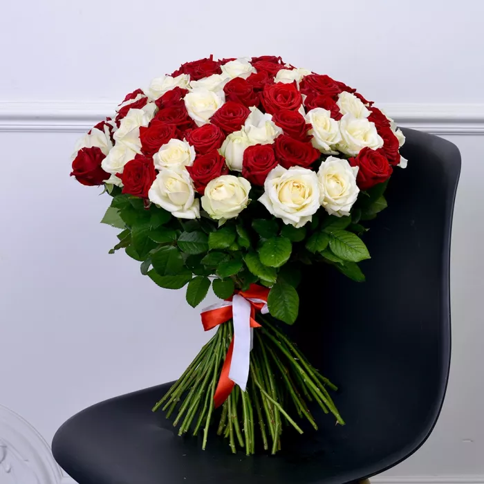 75 разноцветных роз Premium 60 см