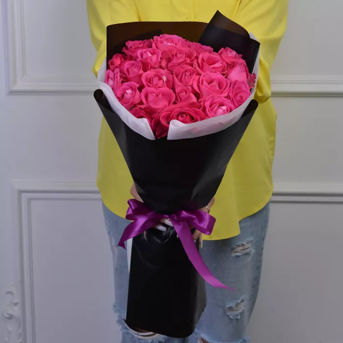 21 малиновая роза 50 см
